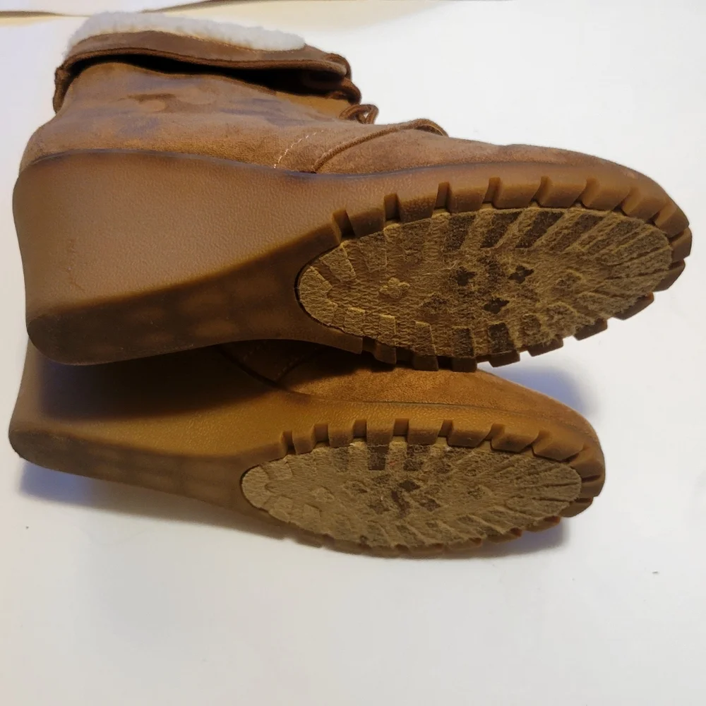 Nautical wedge ankle boots brown tan suede sz.10